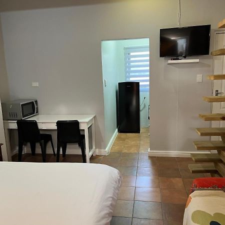 Studio 7 On Risa Port Elizabeth Exterior foto