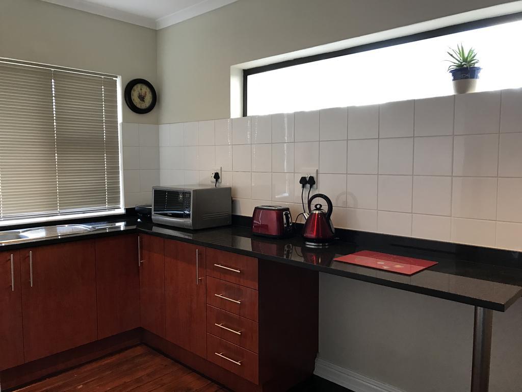 Studio 7 On Risa Port Elizabeth Exterior foto